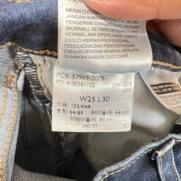 Levi's Womens Dark Wash Curvy Skinny Premium Denim Jeans Sz 25 - Picture 7 of 11